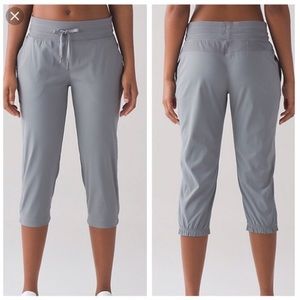 Lululemon capris pants